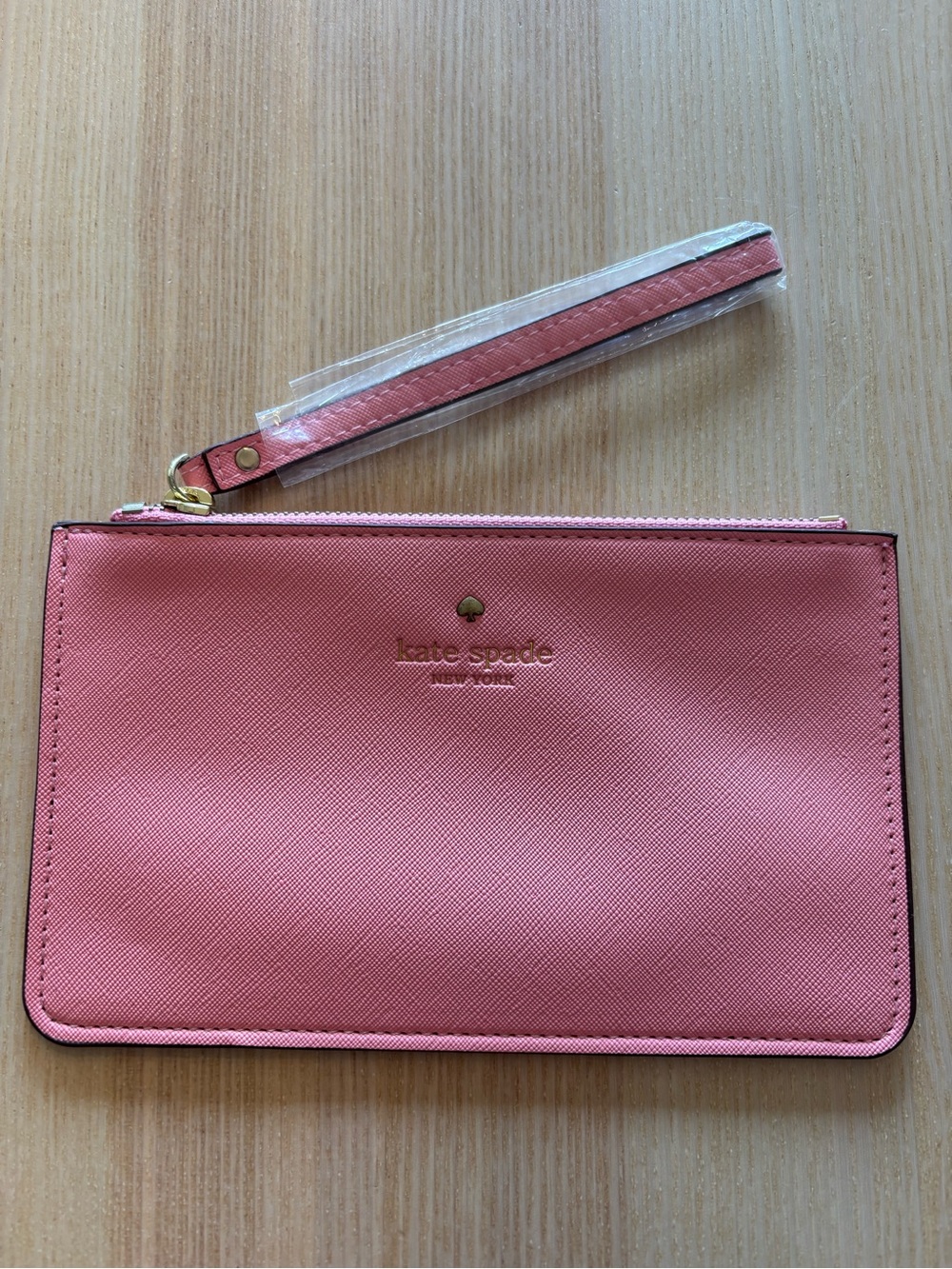 NWOT KATE SPADE New York clutch wristlet!